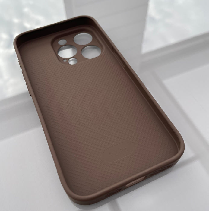 TPU + PU-Läderfodral för iPhone 15 Pro - Stilren Mörkbrun Design