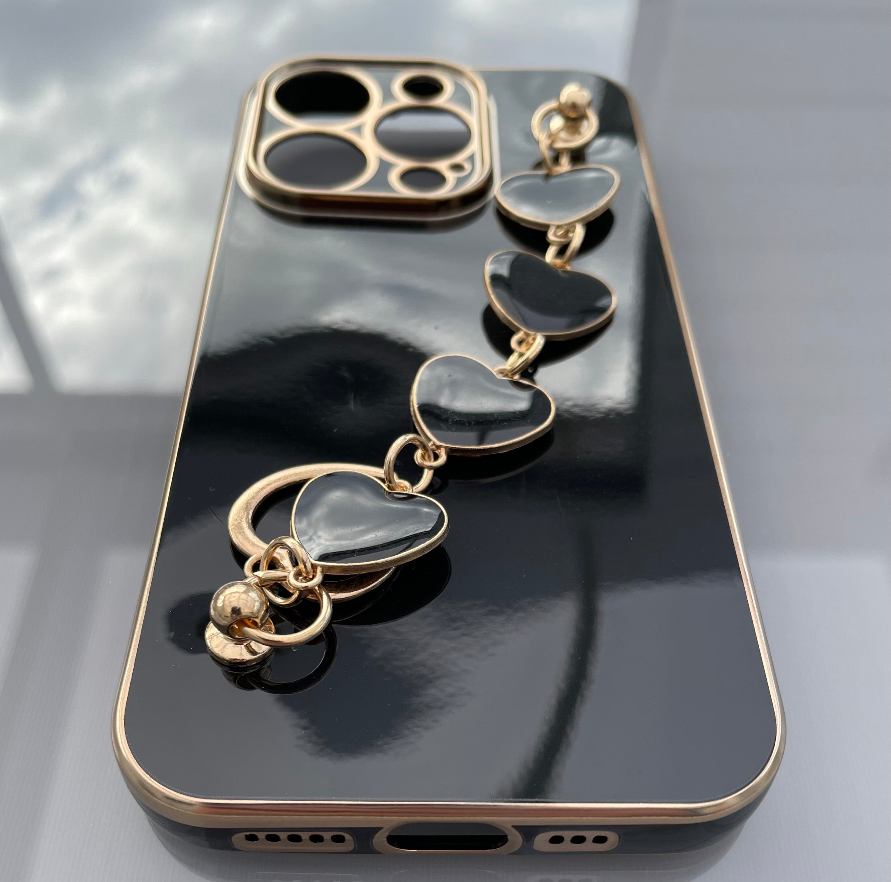 Exotiskt iPhone skal med band - iPhone 14 Pro - Svart