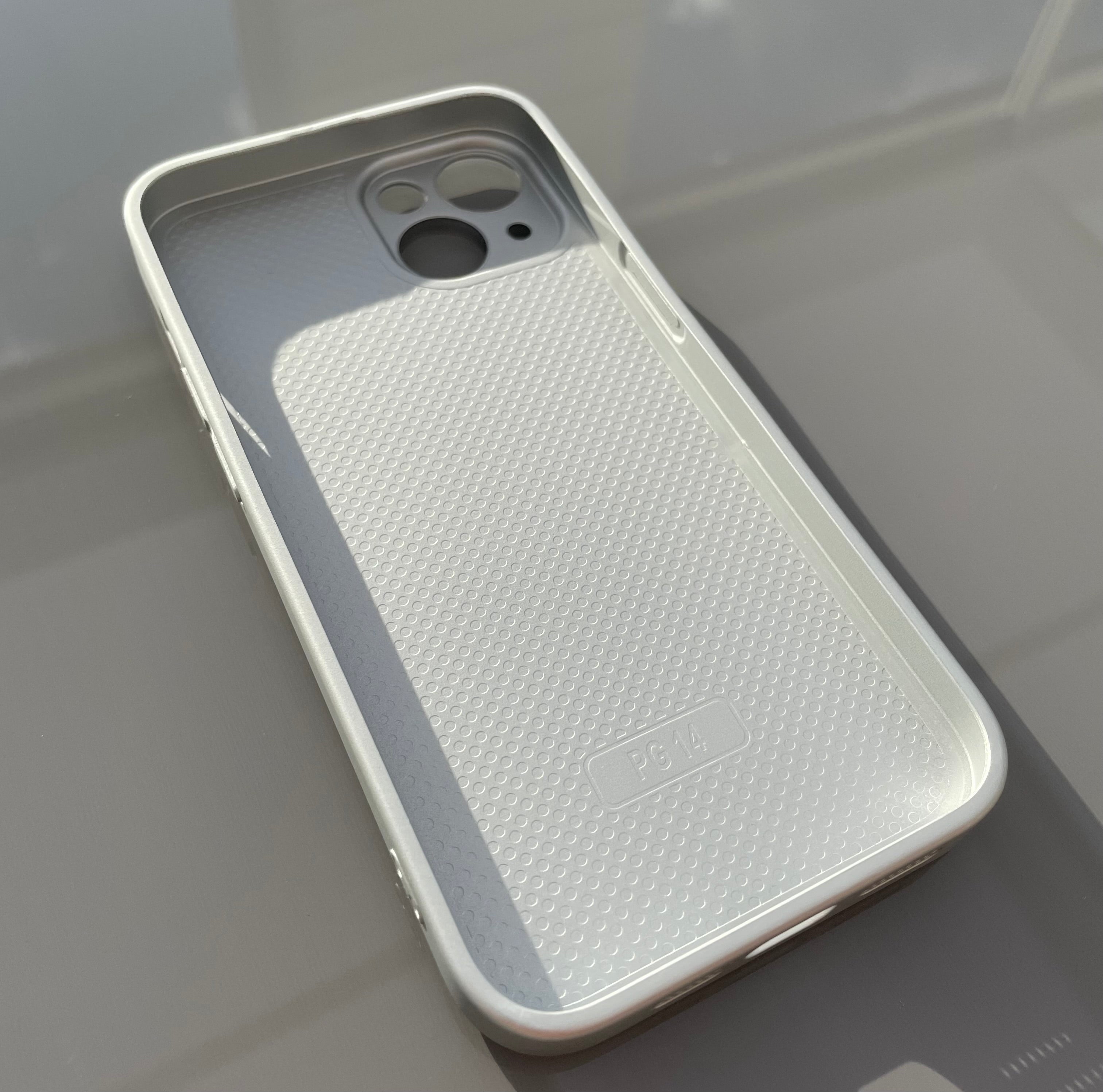 iPhone 14 - Mobilskal av baksida av härdat glas - Fjärilar