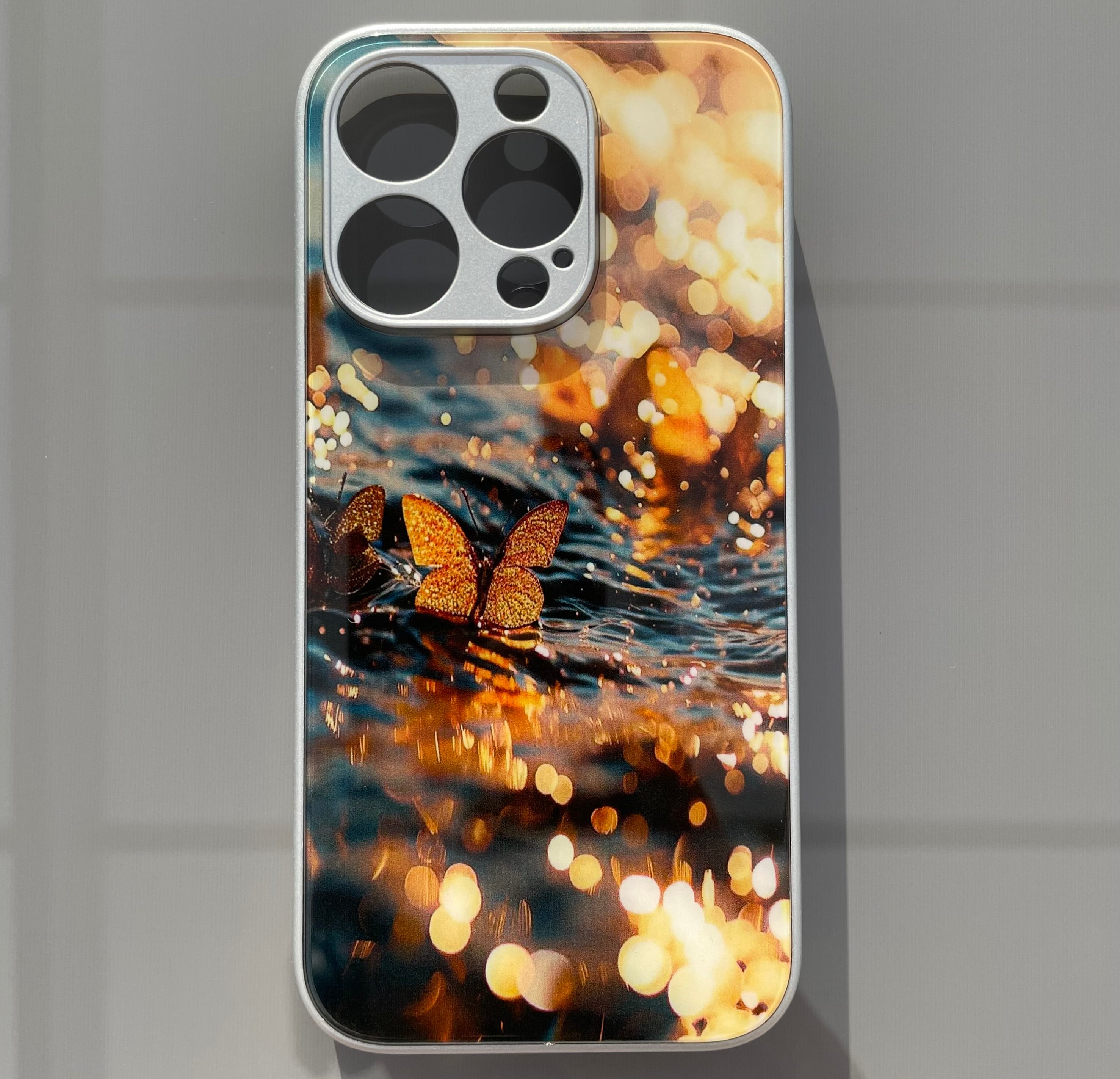 iPhone 14 Pro - Mobilskal av baksida av härdat glas - Fjärilar