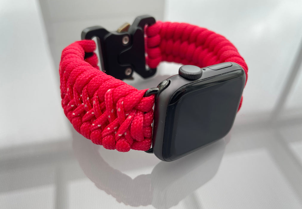 Handflätat Paracord Armband för Apple Watch - Elegant och Hållbart - Röd