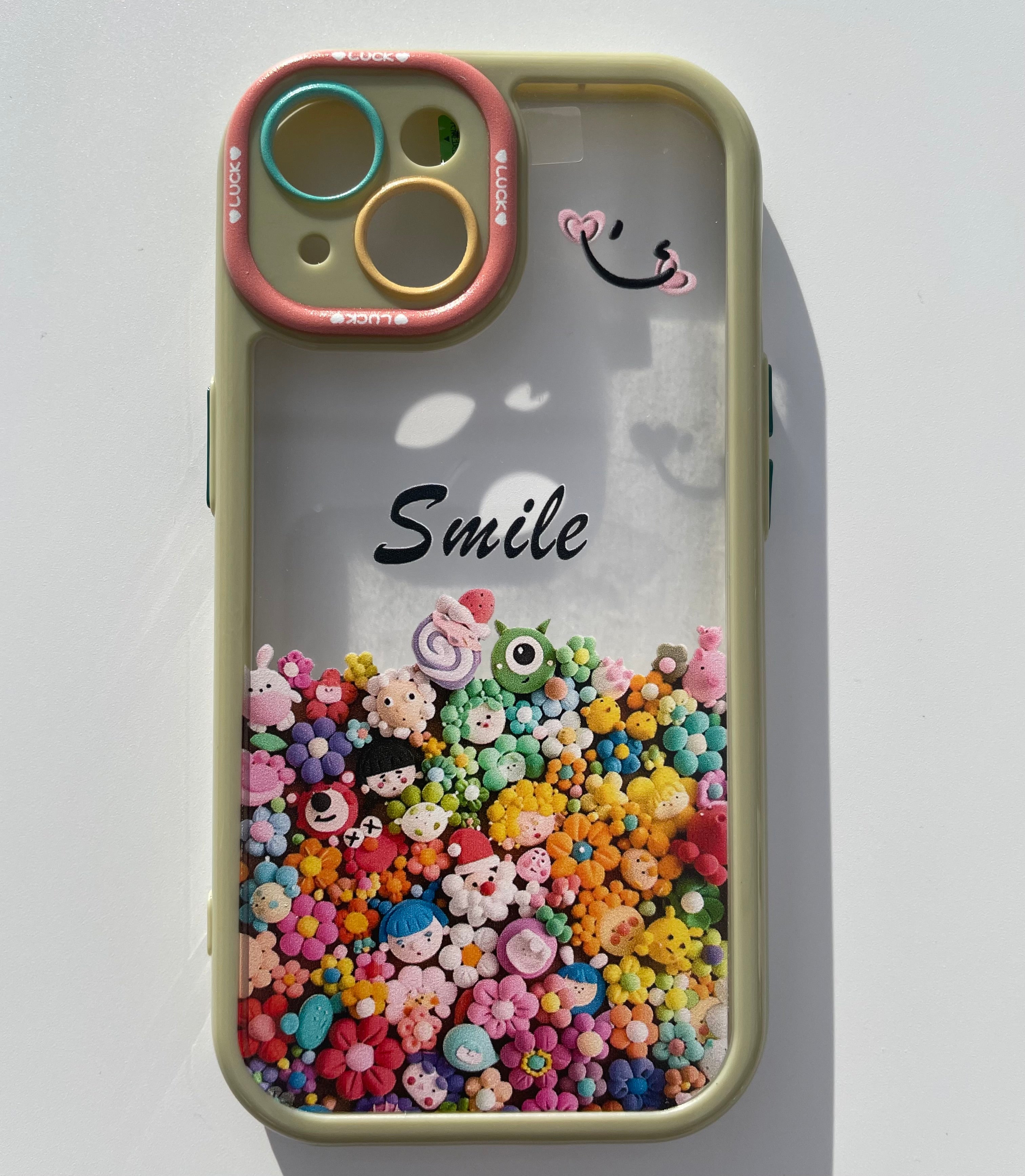 Hårt transparent skal till iPhone 15 - Ljusgrön