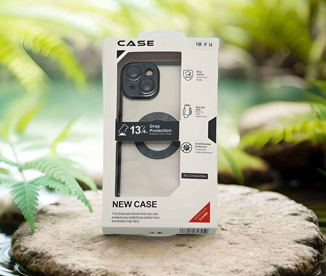 Skyddande iPhone 14 Skal med Kameraskydd: Transparent med Svart Chrome