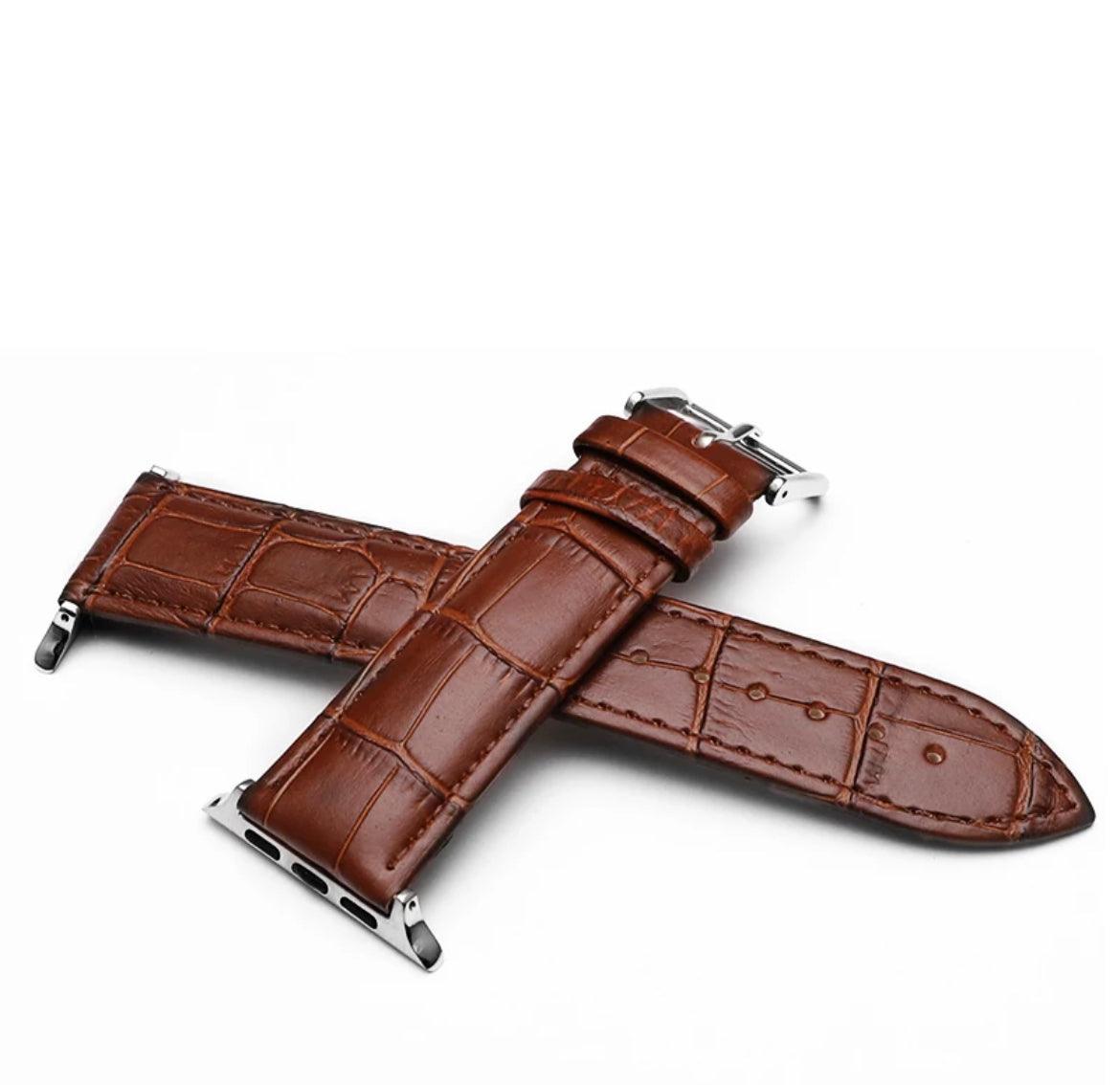 APPLE WATCH ARMBAND/ KLASSISK LÄDERARMBAND MED KROKODILMÖNSTER-BRUN - EleganceOfSweden