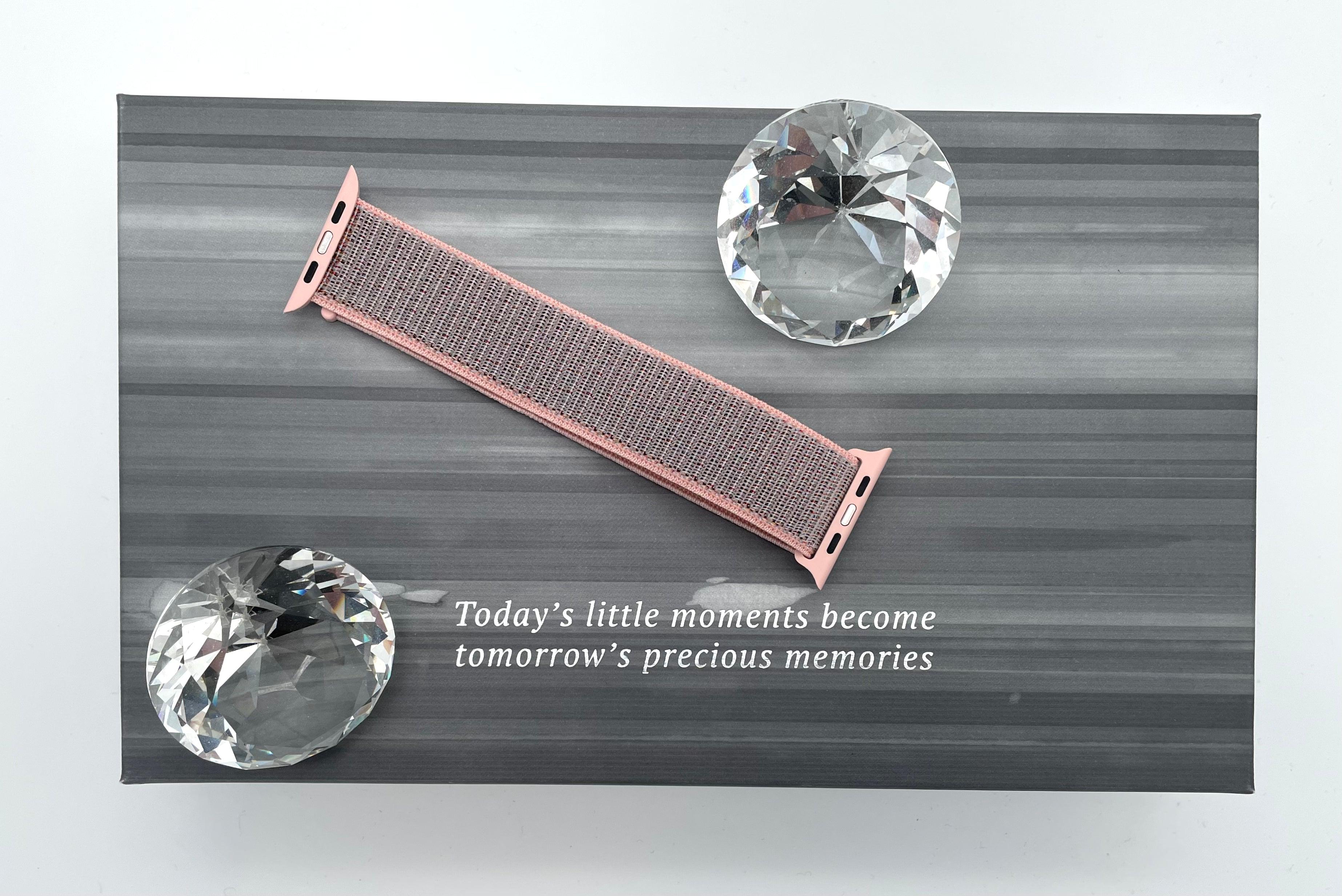 APPLE WATCH ARMBAND NYLON ARMBAND- GRÅ/ROSA - EleganceOfSweden